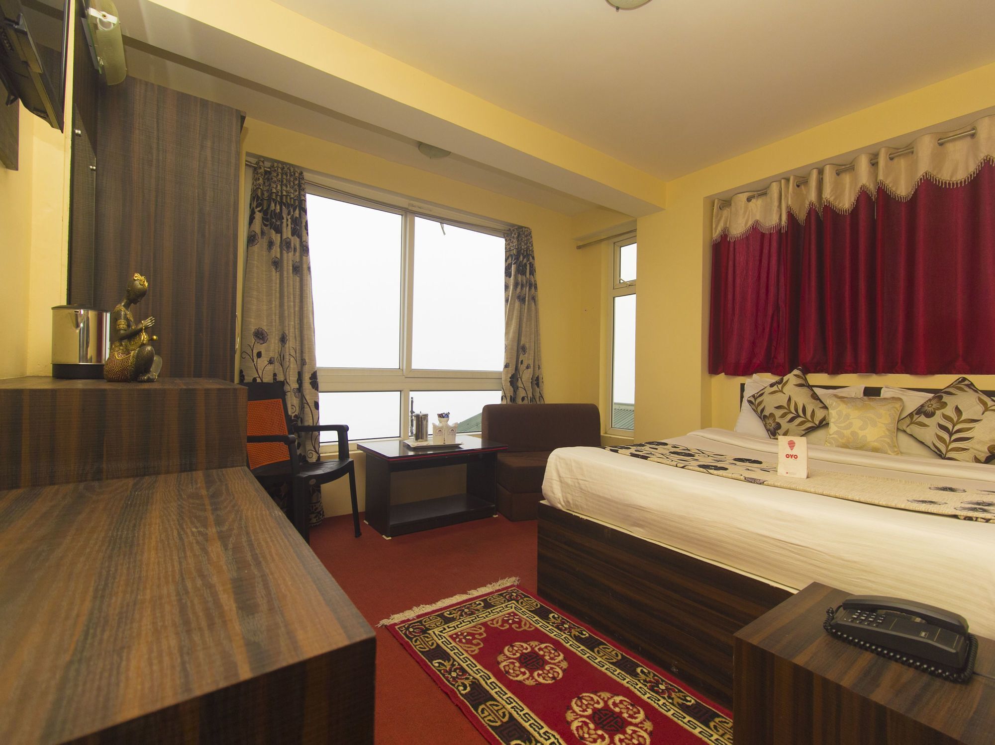 Oyo 4516 Golden Wind Horse Hotel Darjeeling  Exterior photo