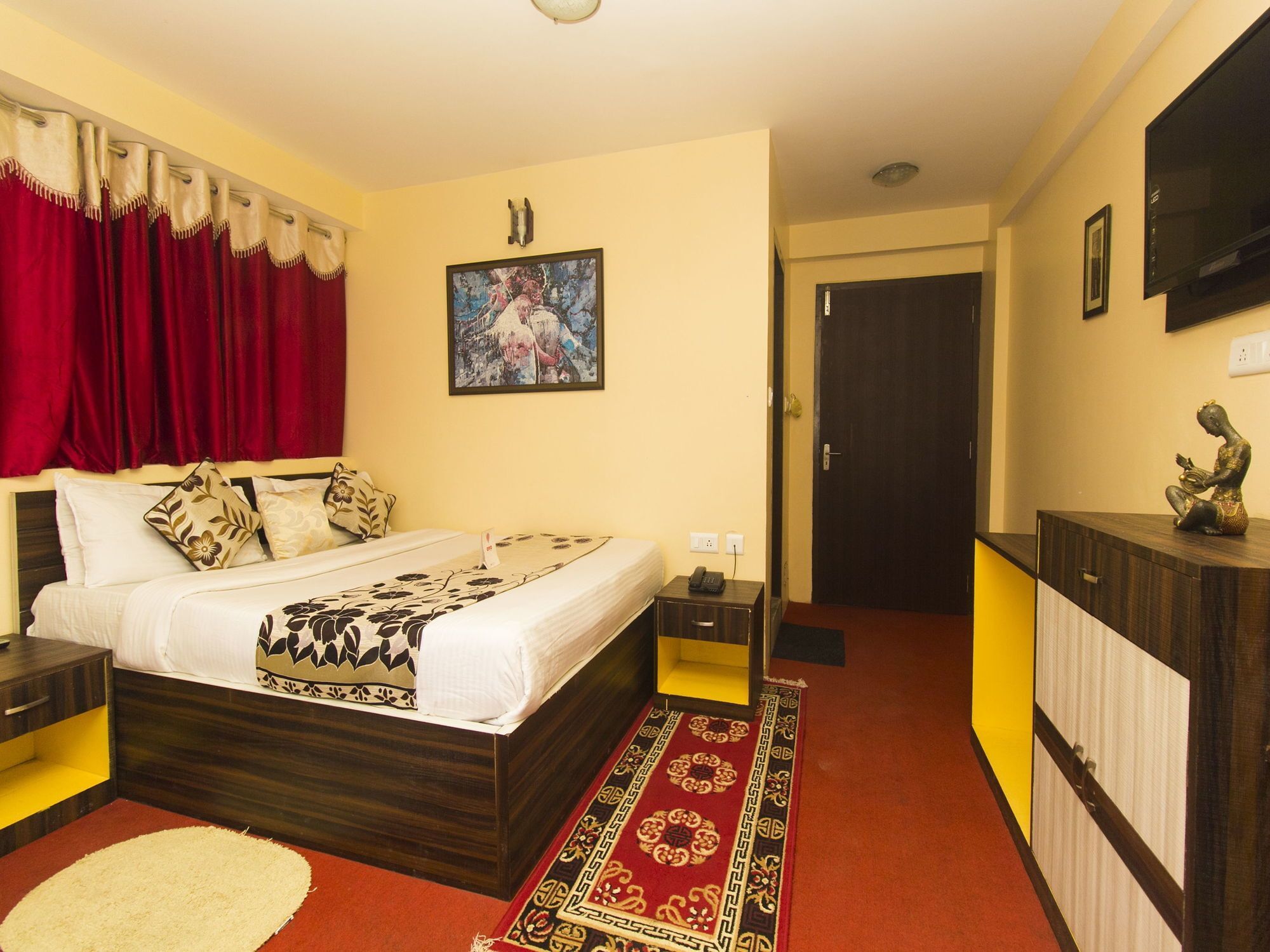 Oyo 4516 Golden Wind Horse Hotel Darjeeling  Exterior photo